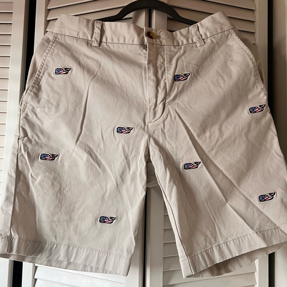 Mens Vineyard Vines shorts.